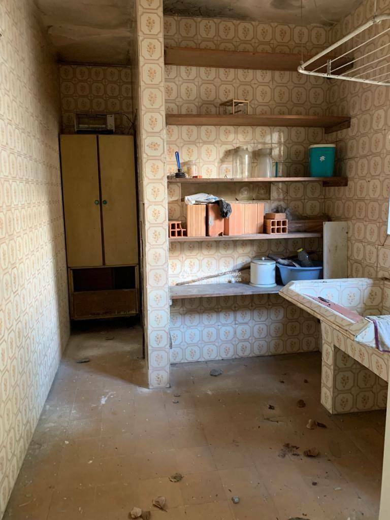 Sobrado à venda com 2 quartos, 180m² - Foto 15