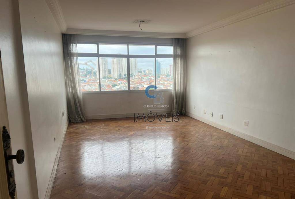 Apartamento à venda com 3 quartos, 130m² - Foto 1