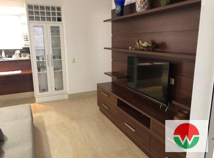 Apartamento à venda com 3 quartos, 97m² - Foto 13