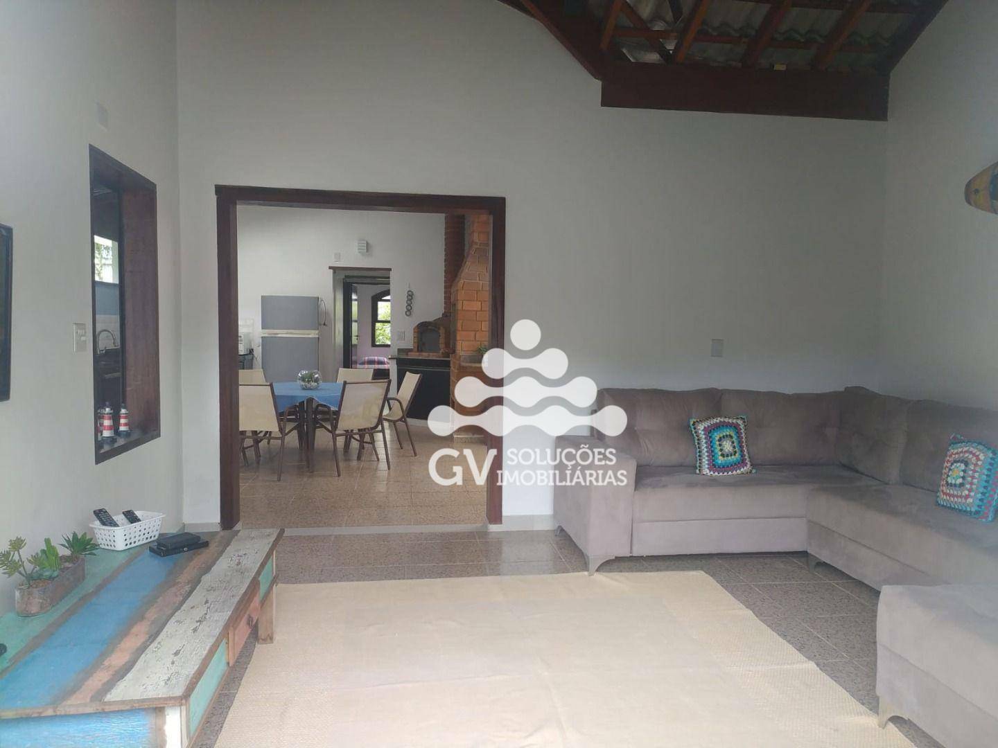 Casa de Condomínio à venda com 5 quartos, 300m² - Foto 3