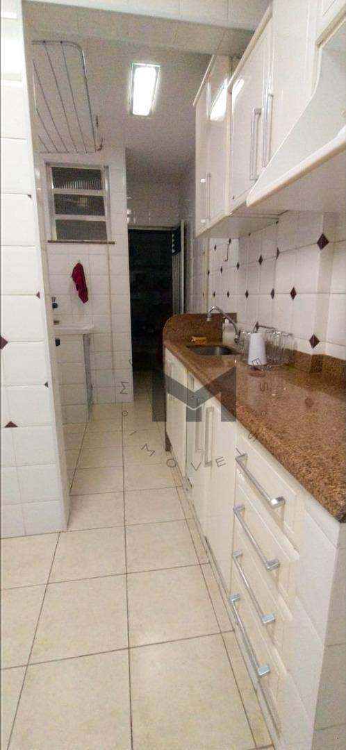 Apartamento à venda com 3 quartos, 80m² - Foto 4