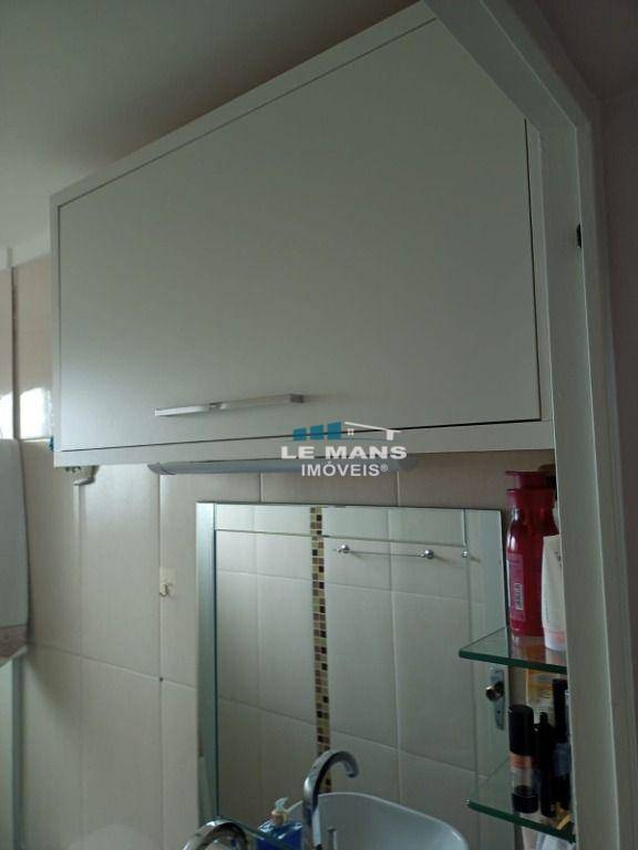 Apartamento à venda com 1 quarto, 34m² - Foto 11