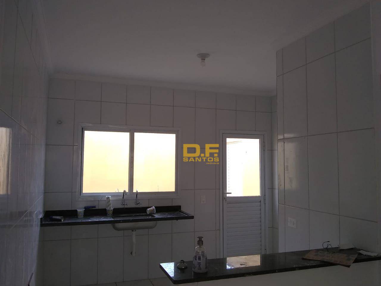 Sobrado à venda com 2 quartos, 90m² - Foto 13