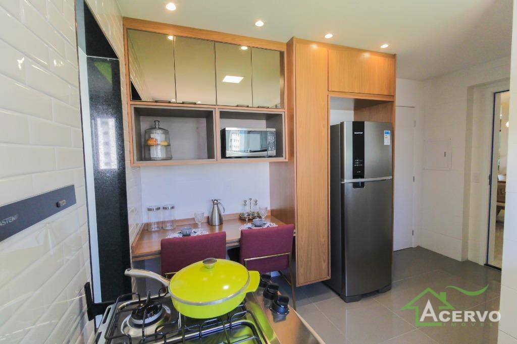 Apartamento à venda com 2 quartos, 94m² - Foto 14