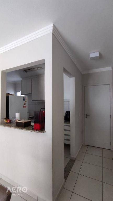 Apartamento à venda com 3 quartos, 75m² - Foto 10