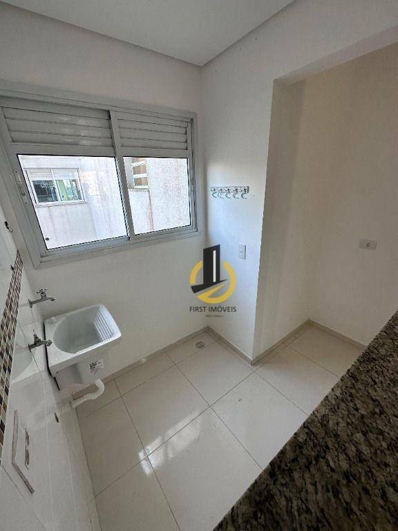 Apartamento à venda com 2 quartos, 75m² - Foto 10