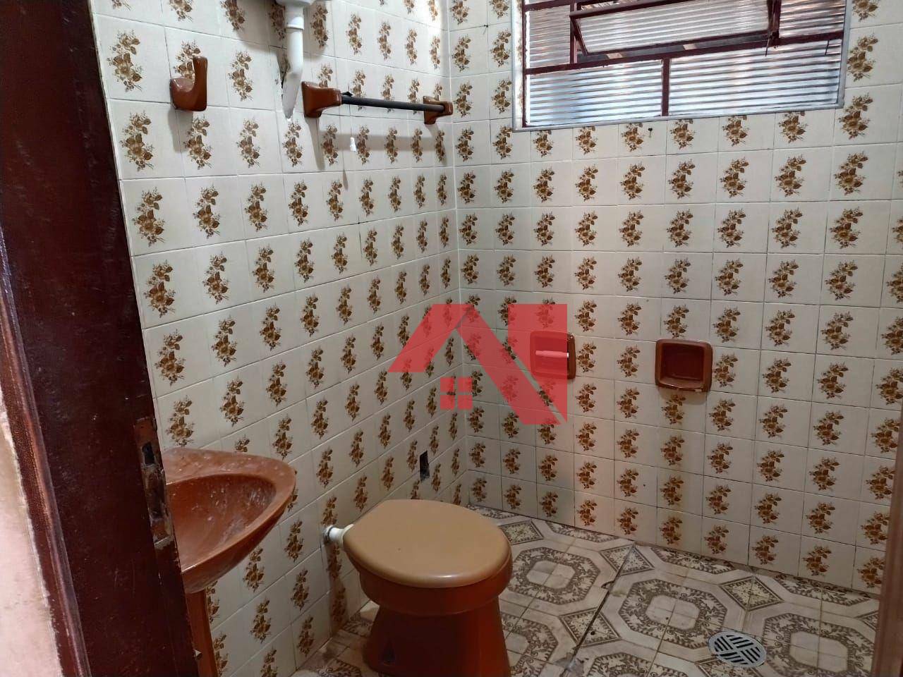 Casa à venda com 2 quartos, 190m² - Foto 10