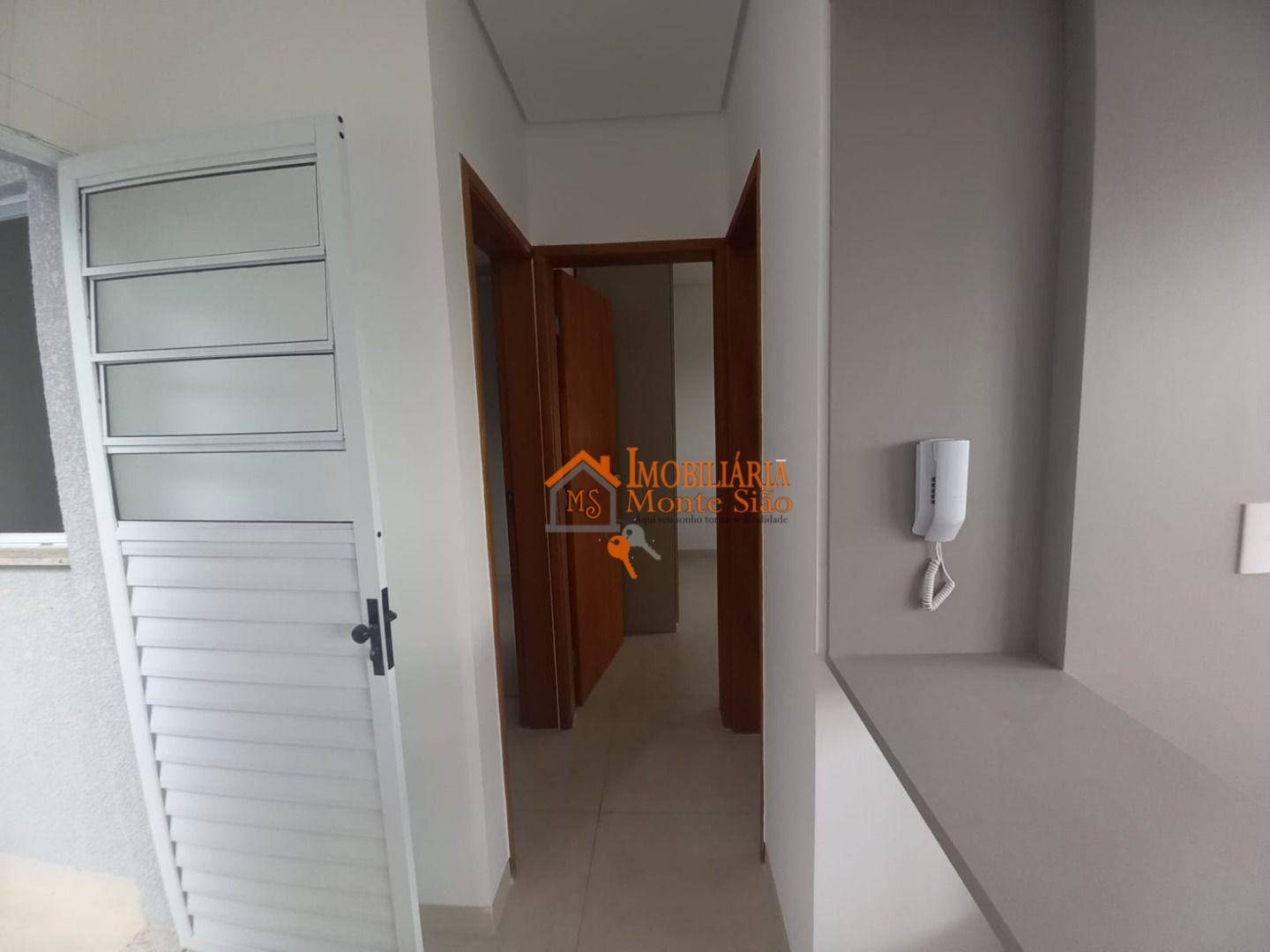 Apartamento à venda com 2 quartos, 40m² - Foto 14