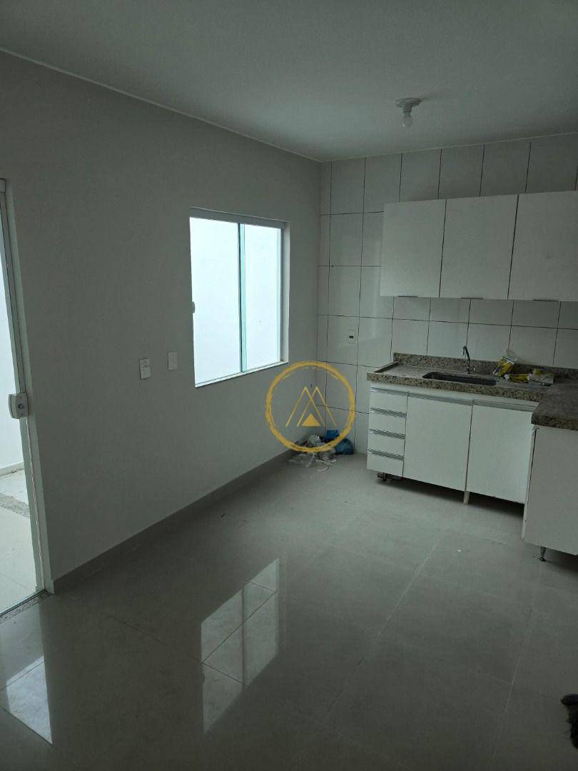 Casa à venda e aluguel com 3 quartos, 110m² - Foto 6