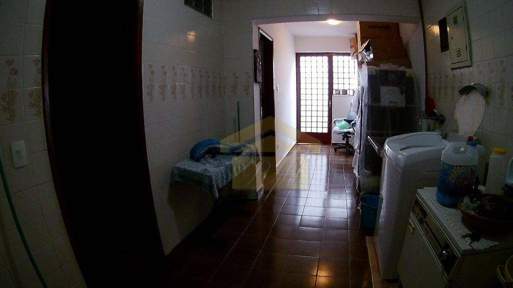 Sobrado à venda com 3 quartos, 250m² - Foto 10