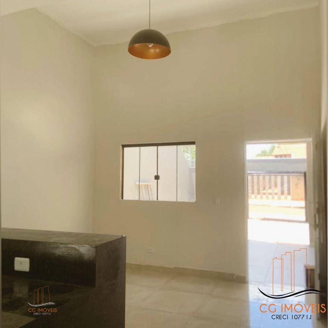 Casa à venda com 3 quartos, 99m² - Foto 2