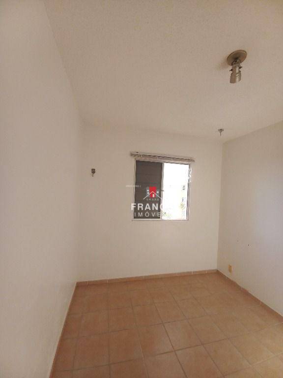 Apartamento à venda com 2 quartos, 62m² - Foto 17