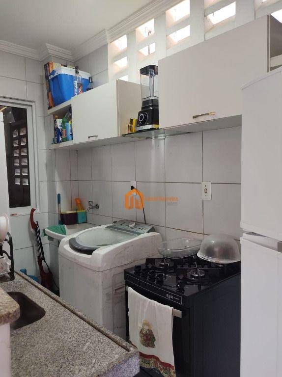 Apartamento à venda com 2 quartos, 50m² - Foto 12