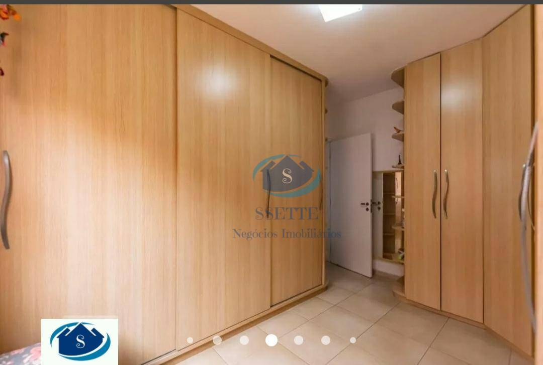 Casa à venda com 3 quartos, 250m² - Foto 4