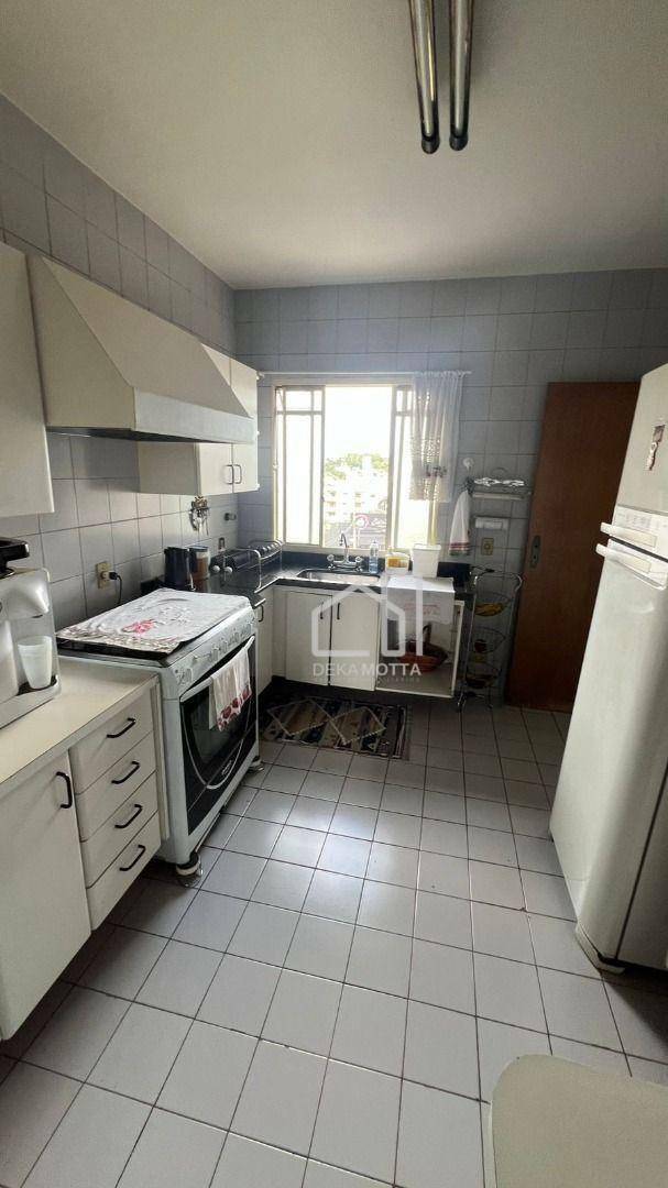 Apartamento à venda com 3 quartos, 126m² - Foto 13