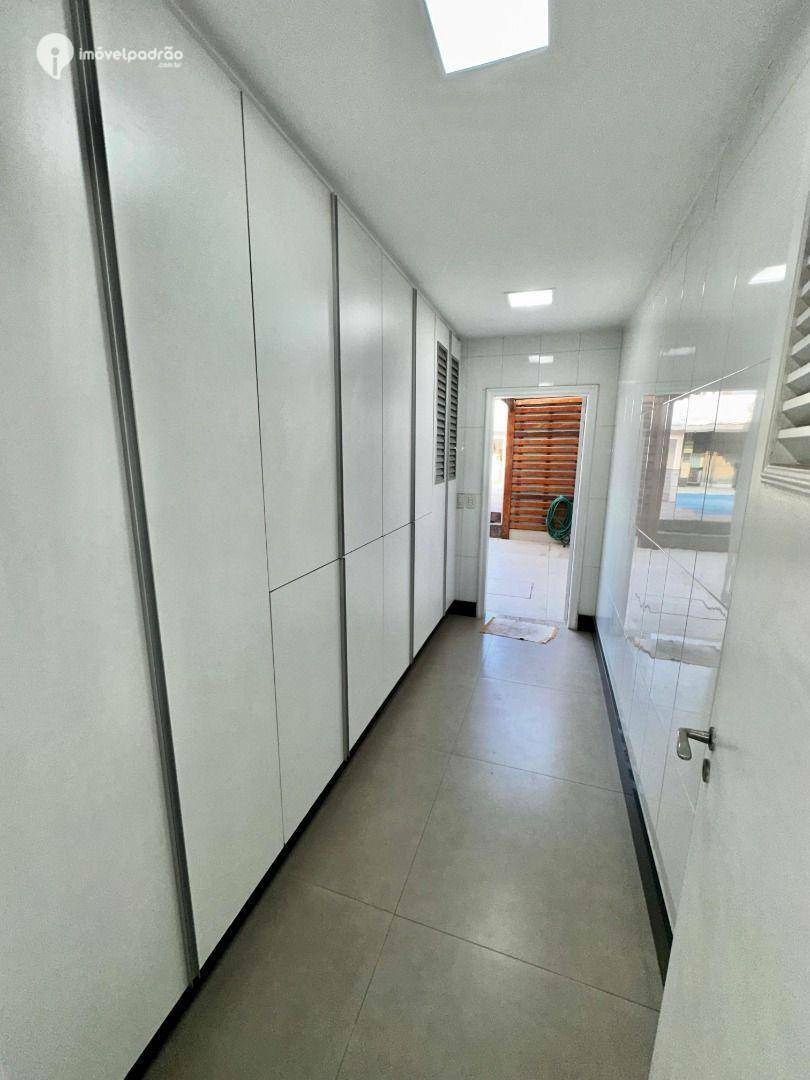 Casa de Condomínio à venda com 3 quartos, 300m² - Foto 26