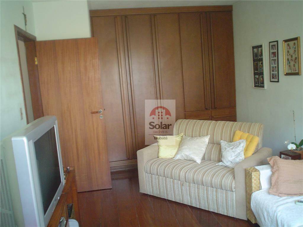 Casa à venda com 3 quartos, 300m² - Foto 28