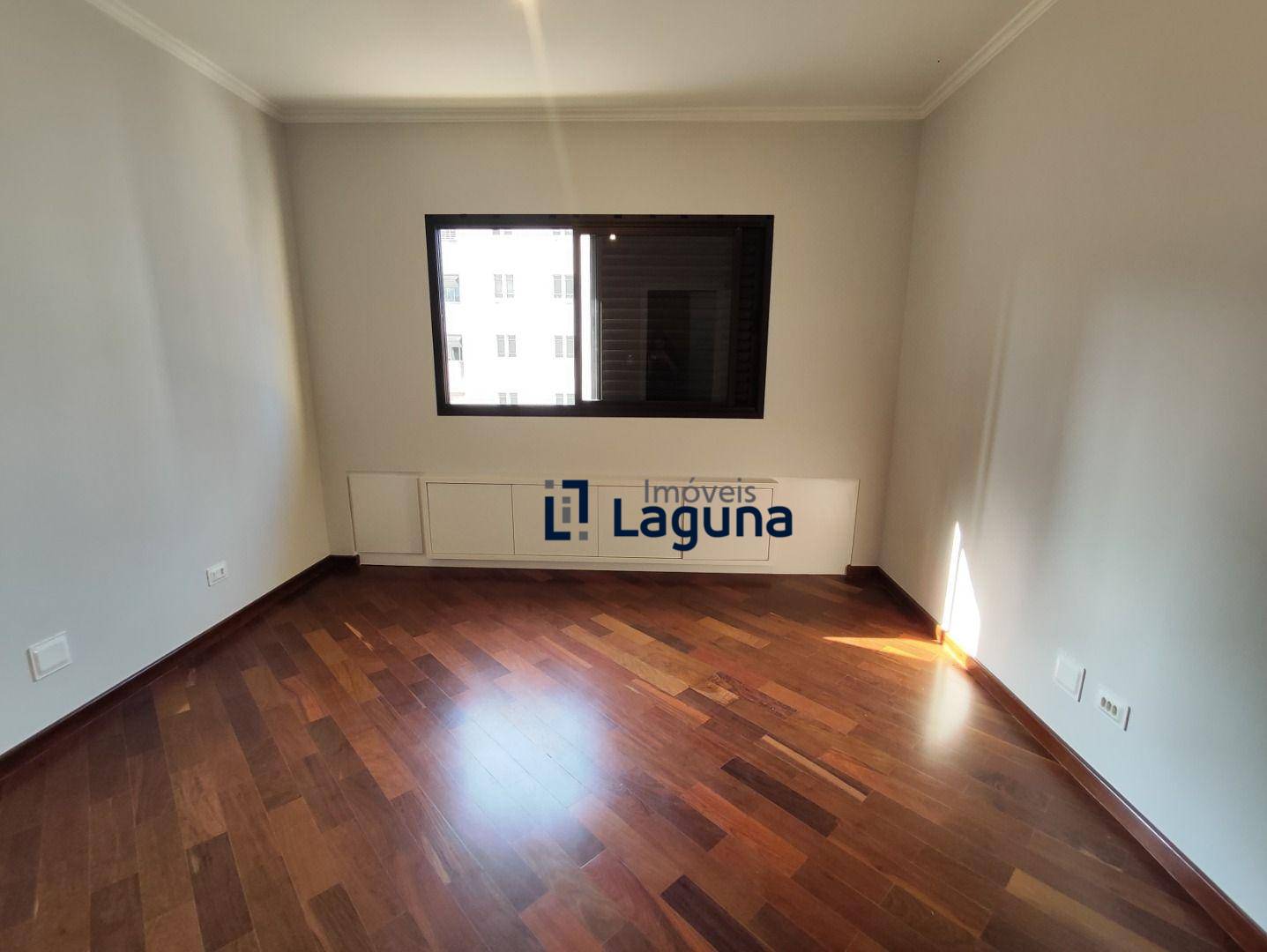 Apartamento à venda e aluguel com 3 quartos, 160m² - Foto 10