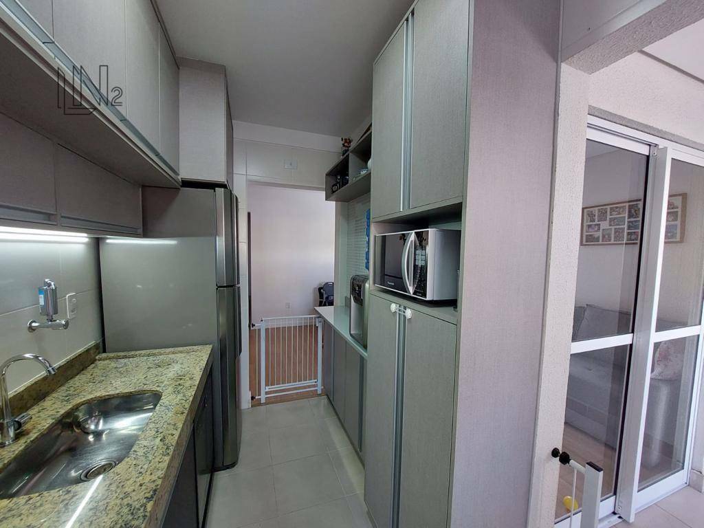 Apartamento à venda com 2 quartos, 76m² - Foto 8