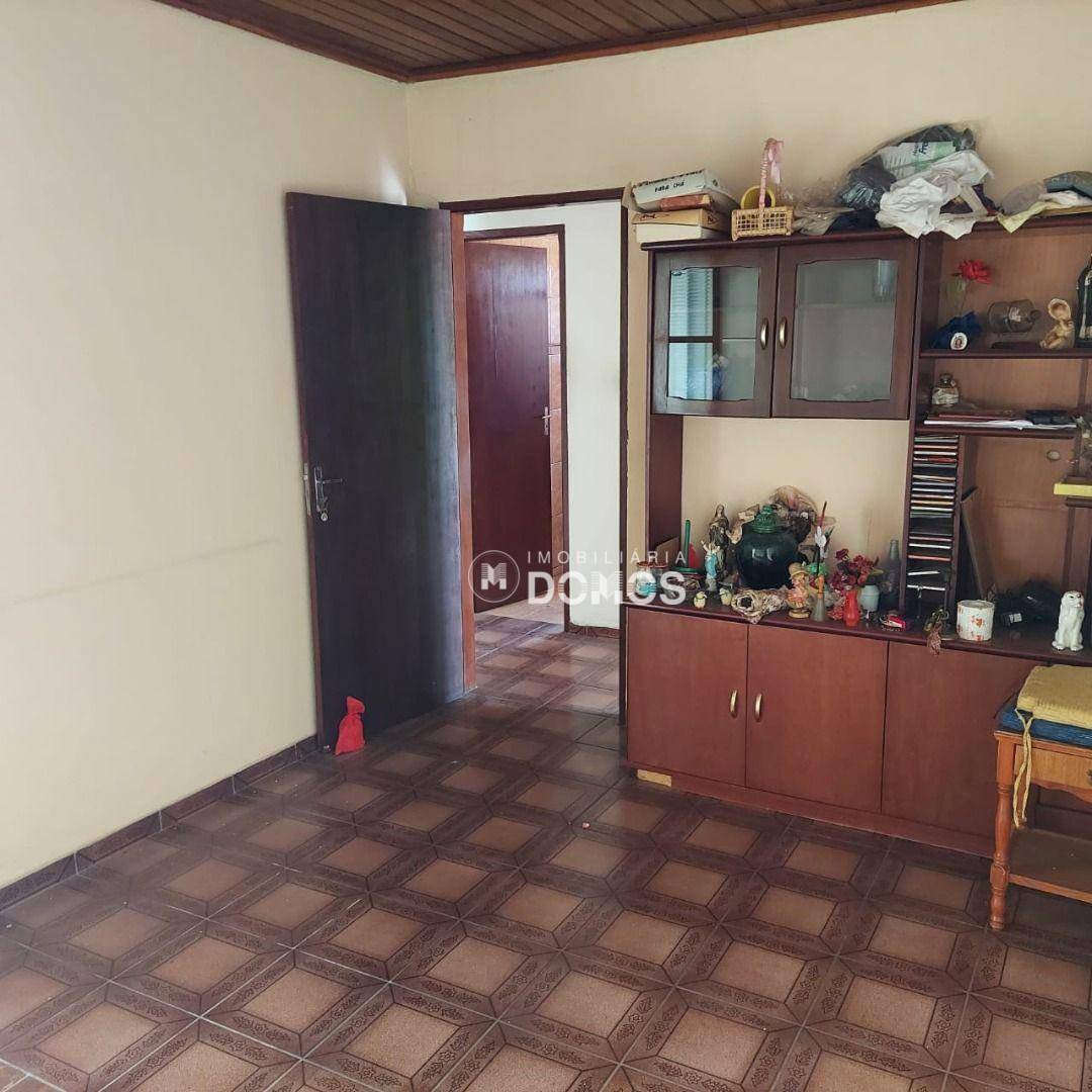 Casa à venda com 4 quartos, 180m² - Foto 22