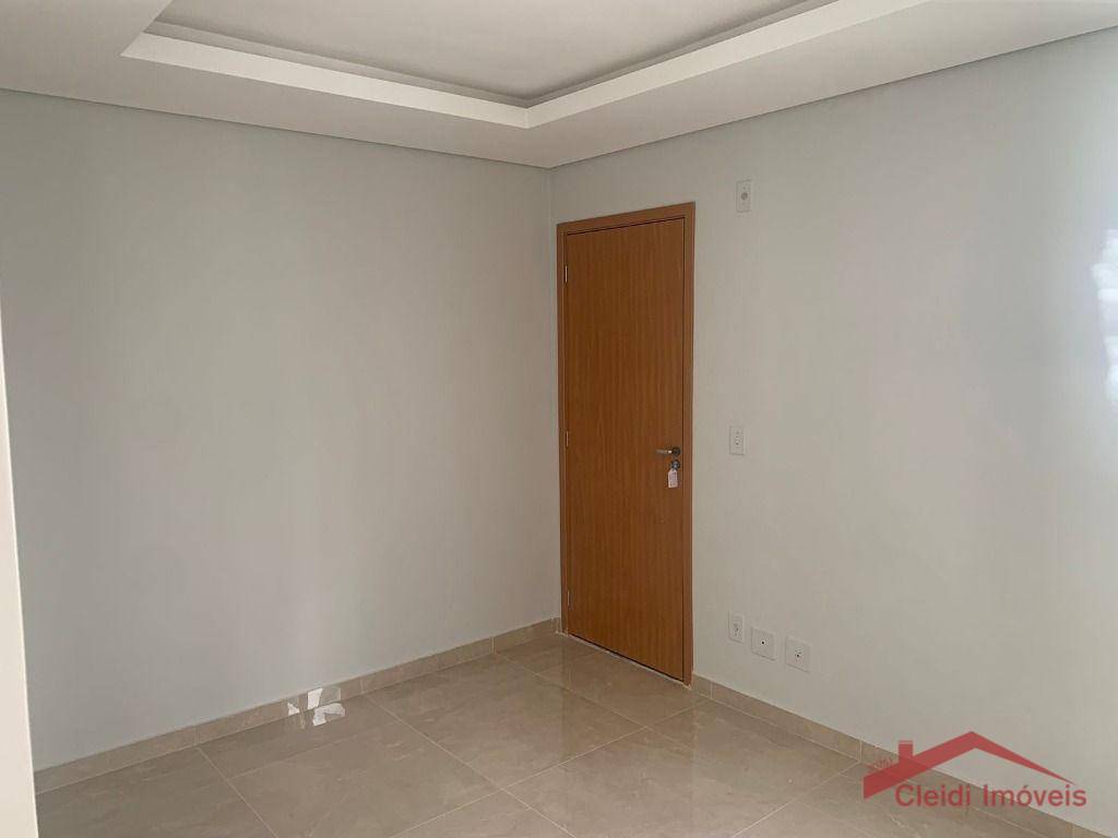 Apartamento à venda com 2 quartos, 44m² - Foto 8