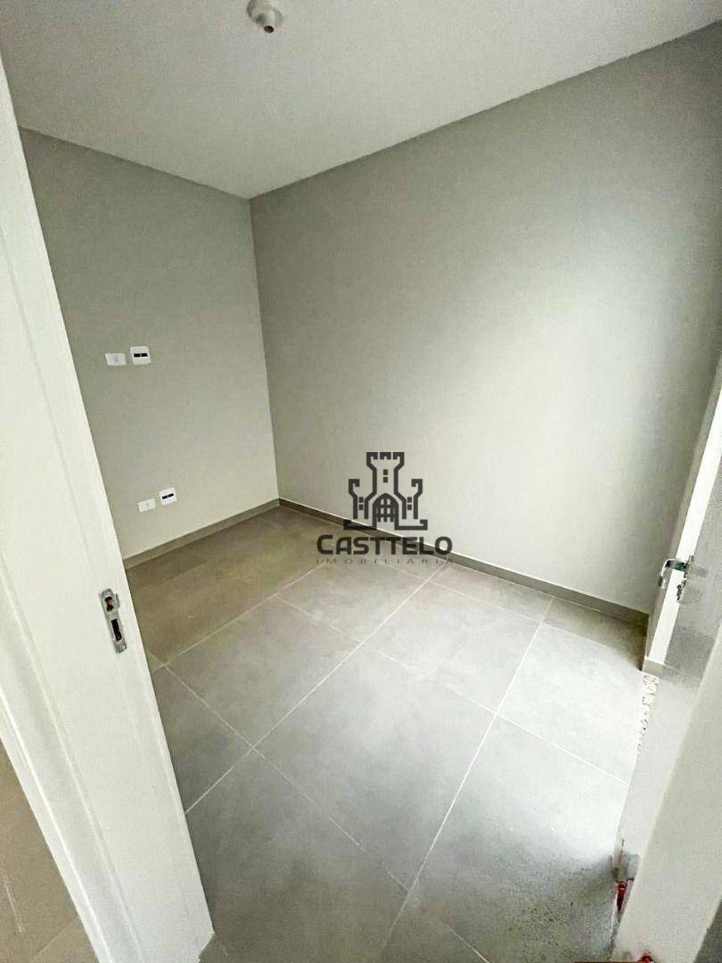 Casa à venda com 3 quartos, 90m² - Foto 10