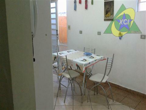 Casa à venda com 3 quartos, 180m² - Foto 2