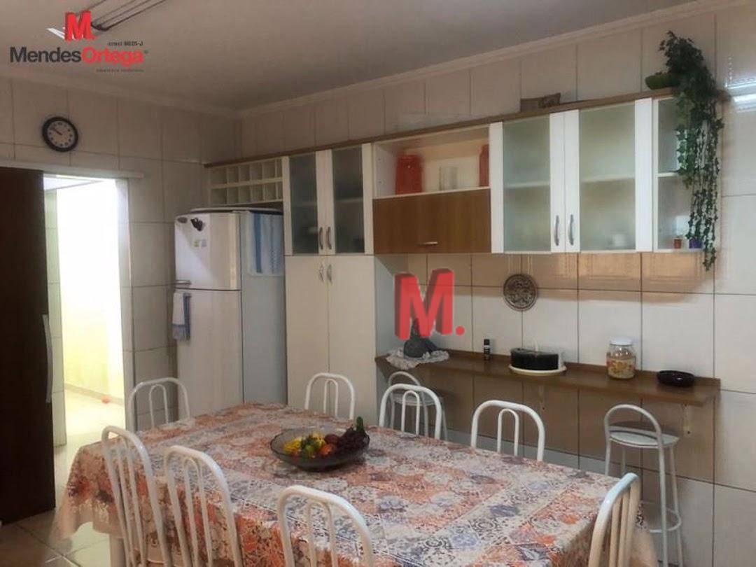 Casa à venda com 4 quartos, 239m² - Foto 20