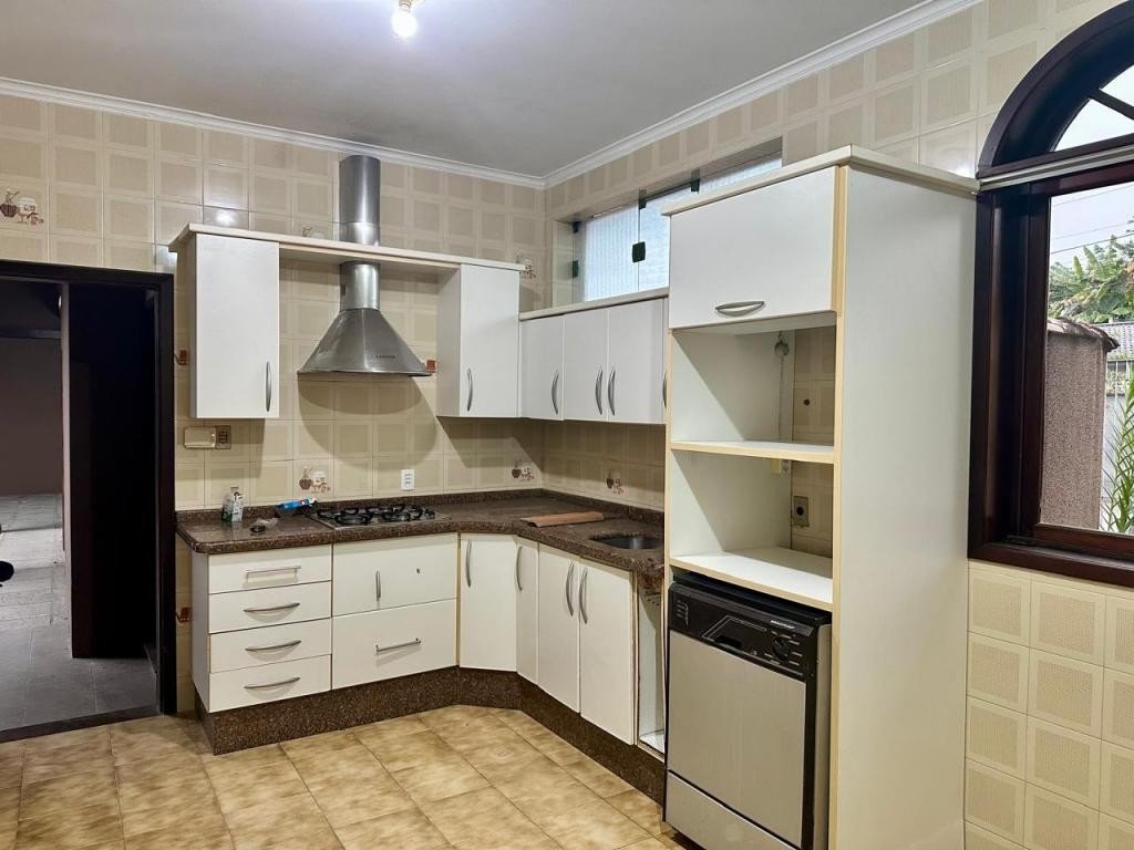 Casa à venda com 3 quartos, 542m² - Foto 7