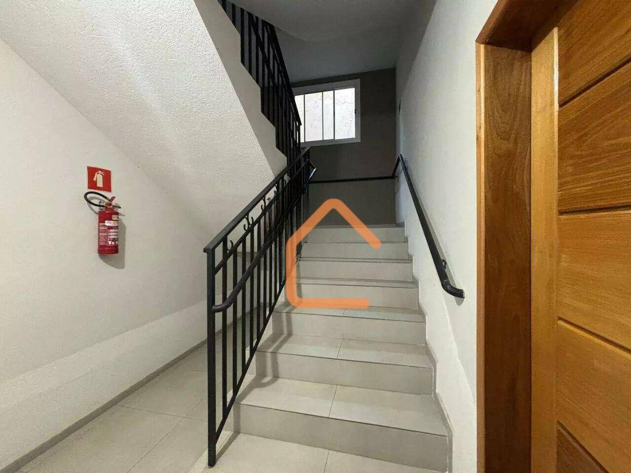 Apartamento à venda com 2 quartos, 60m² - Foto 10