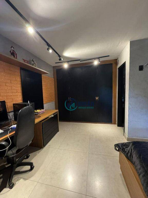 Casa à venda com 4 quartos, 1000m² - Foto 49