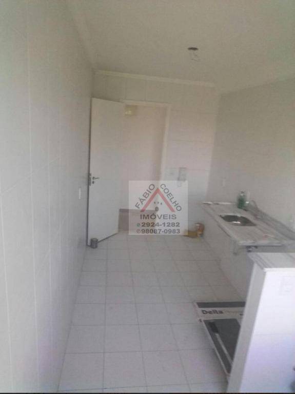 Apartamento à venda com 2 quartos, 65m² - Foto 5