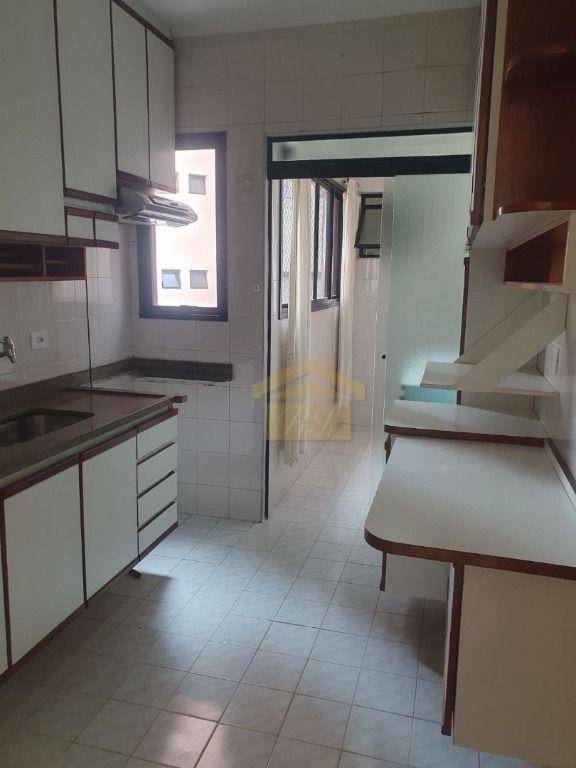 Apartamento à venda com 2 quartos, 65m² - Foto 9