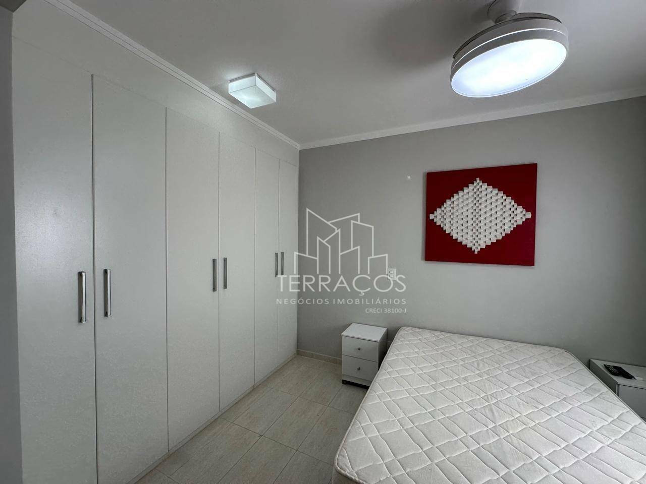 Apartamento para alugar com 3 quartos, 87m² - Foto 8