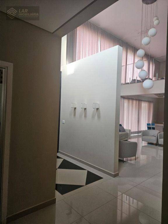 Casa de Condomínio para alugar com 4 quartos, 500m² - Foto 29