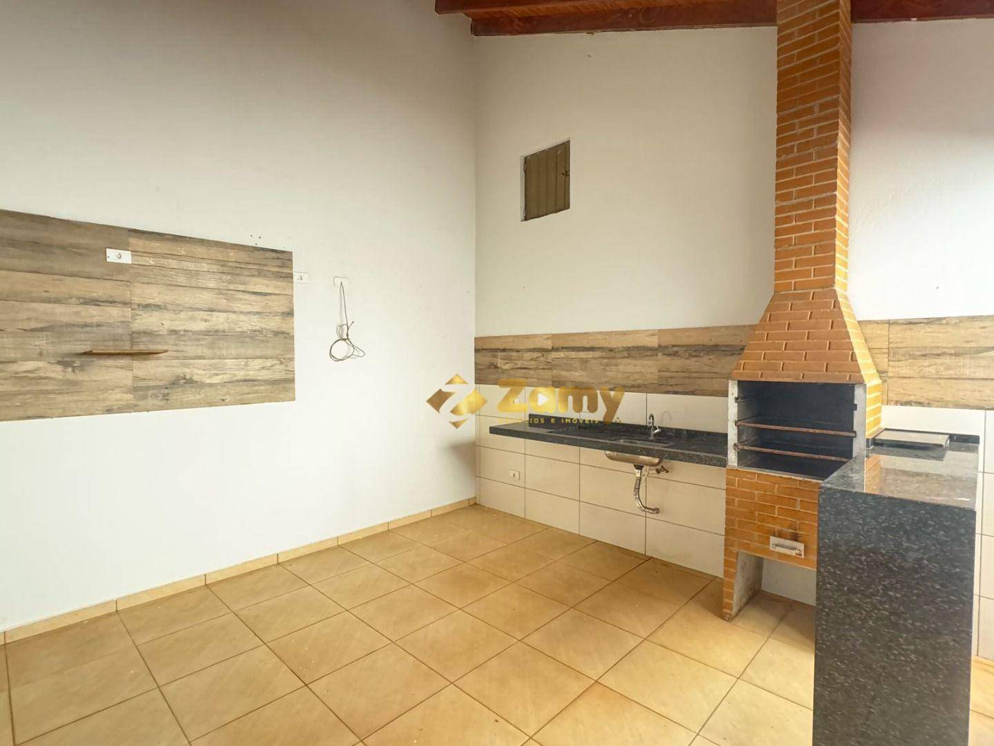 Casa à venda com 3 quartos, 148m² - Foto 2