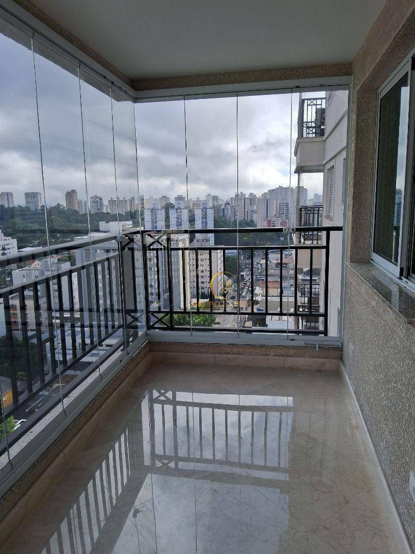 Apartamento à venda com 3 quartos, 184m² - Foto 2