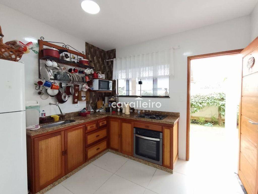 Casa de Condomínio à venda com 4 quartos, 188m² - Foto 43