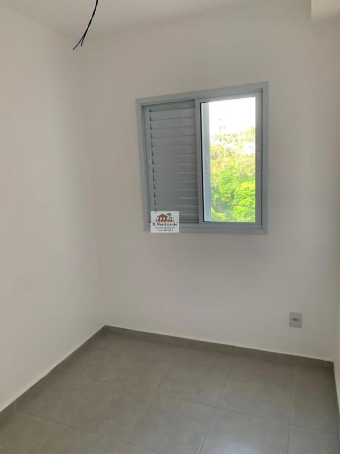 Apartamento à venda com 2 quartos, 40m² - Foto 15