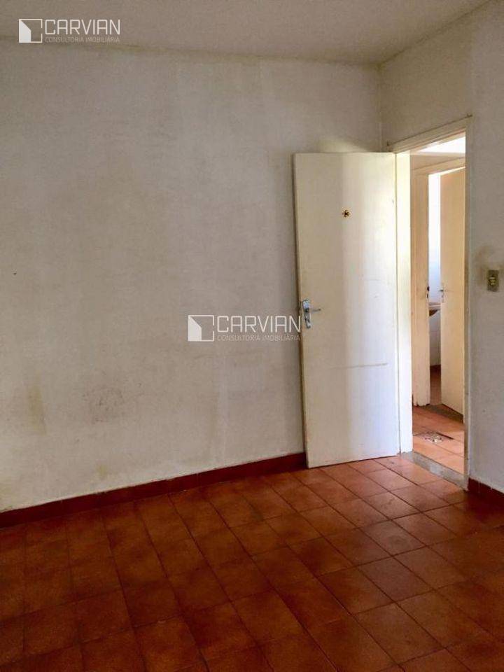Casa à venda com 2 quartos, 70m² - Foto 5