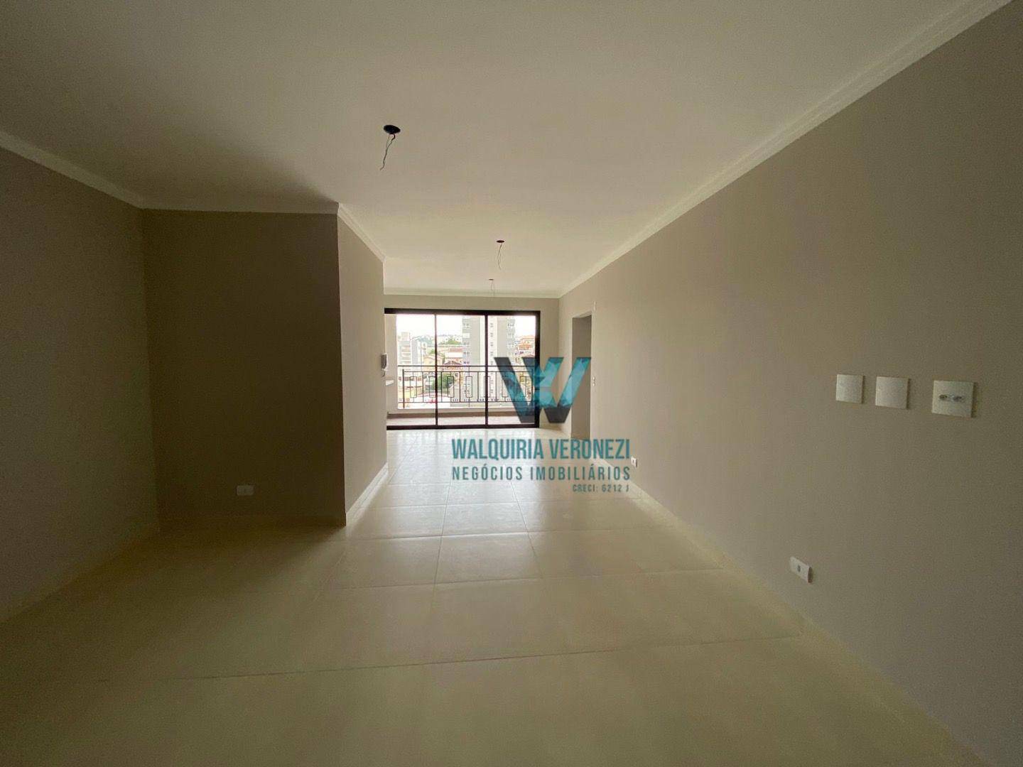 Apartamento à venda com 2 quartos, 85m² - Foto 4