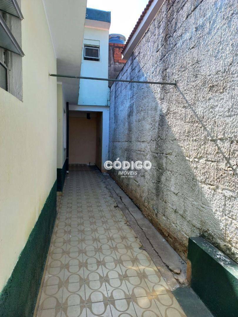 Sobrado para alugar com 3 quartos, 110m² - Foto 13