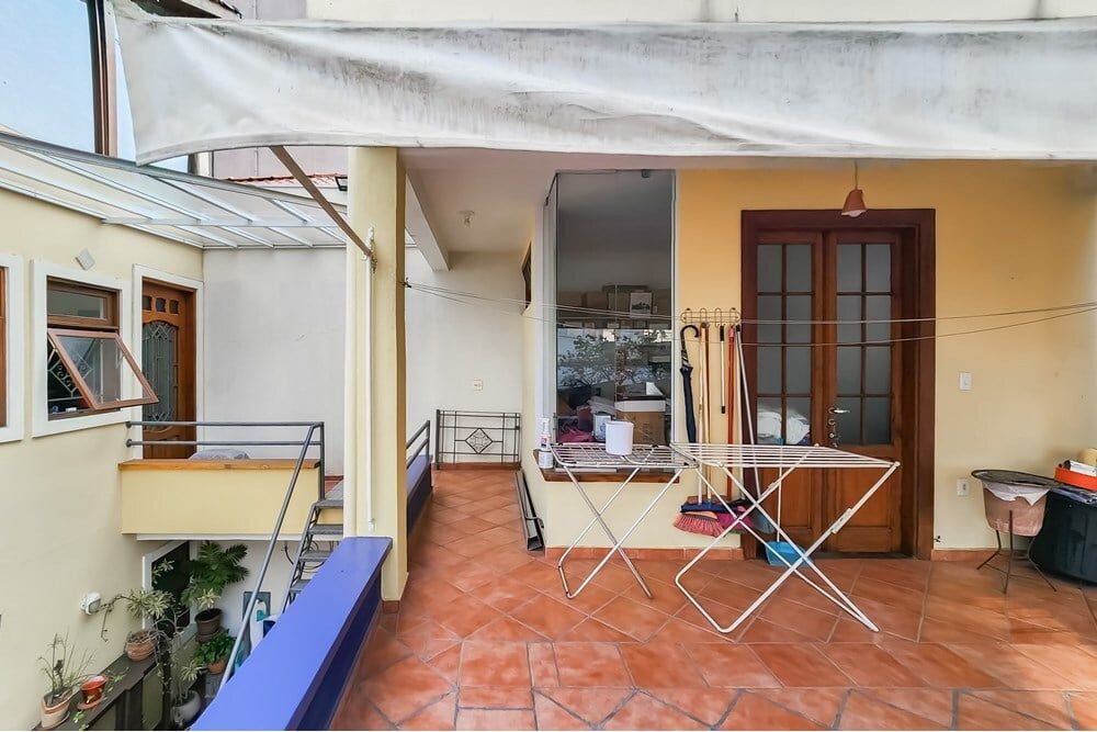 Casa de Condomínio à venda com 3 quartos, 220m² - Foto 18