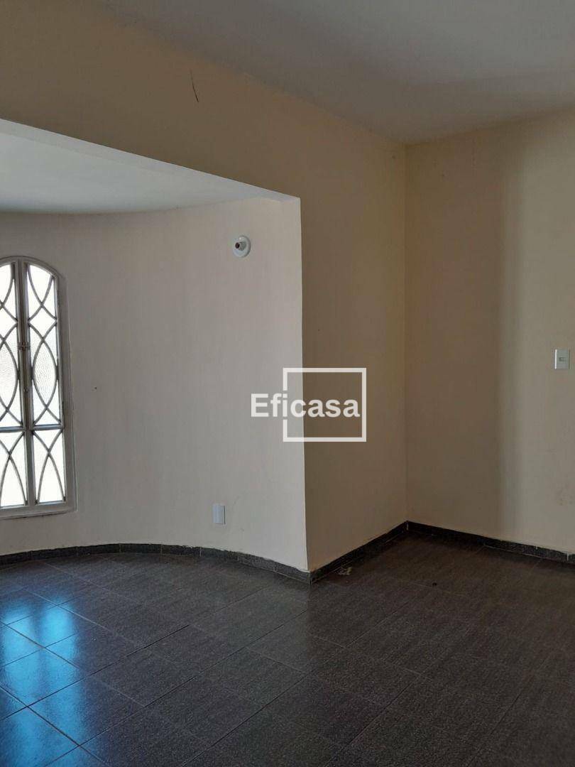 Casa à venda com 3 quartos, 400m² - Foto 12