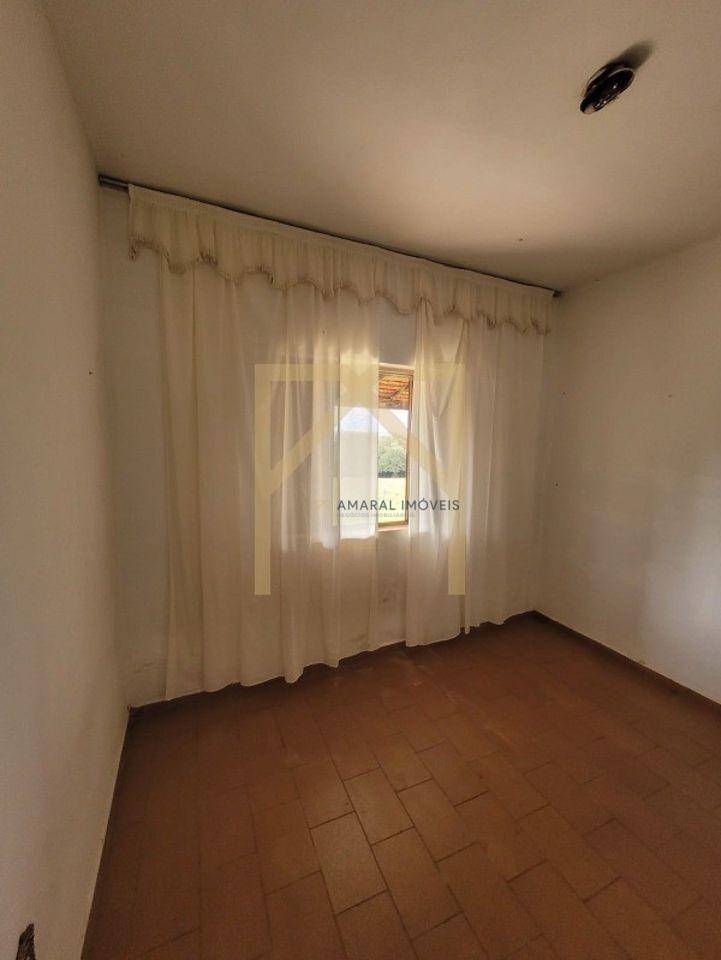 Sítio à venda com 5 quartos, 210m² - Foto 18