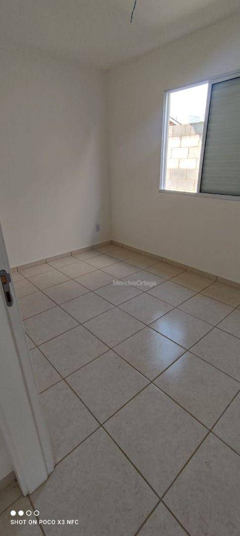 Casa de Condomínio para alugar com 2 quartos, 47m² - Foto 8