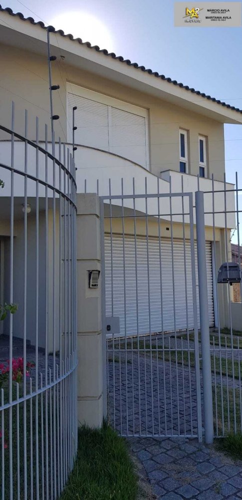 Casa à venda com 3 quartos, 370m² - Foto 3