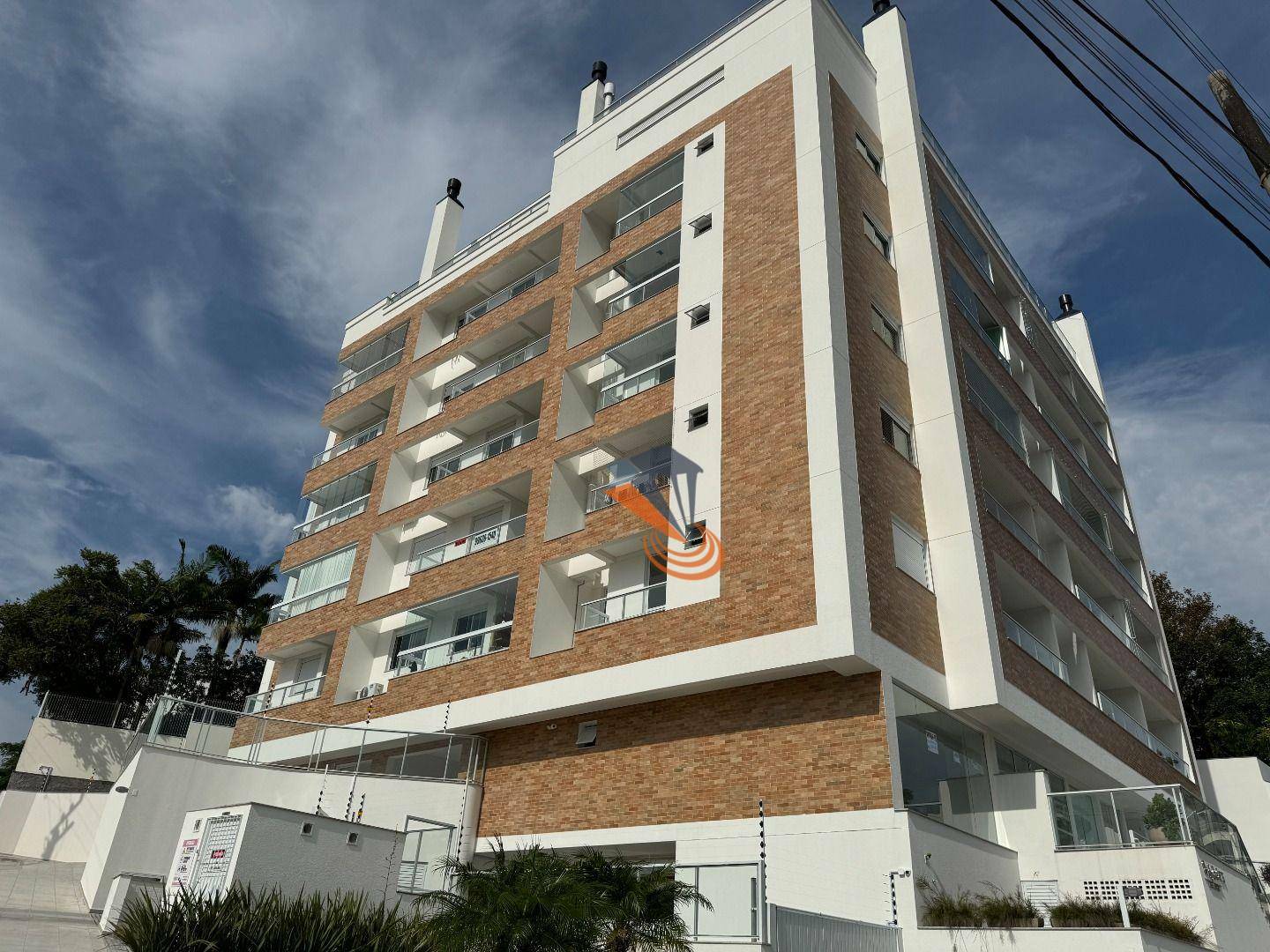 Apartamento à venda com 3 quartos, 86m² - Foto 2