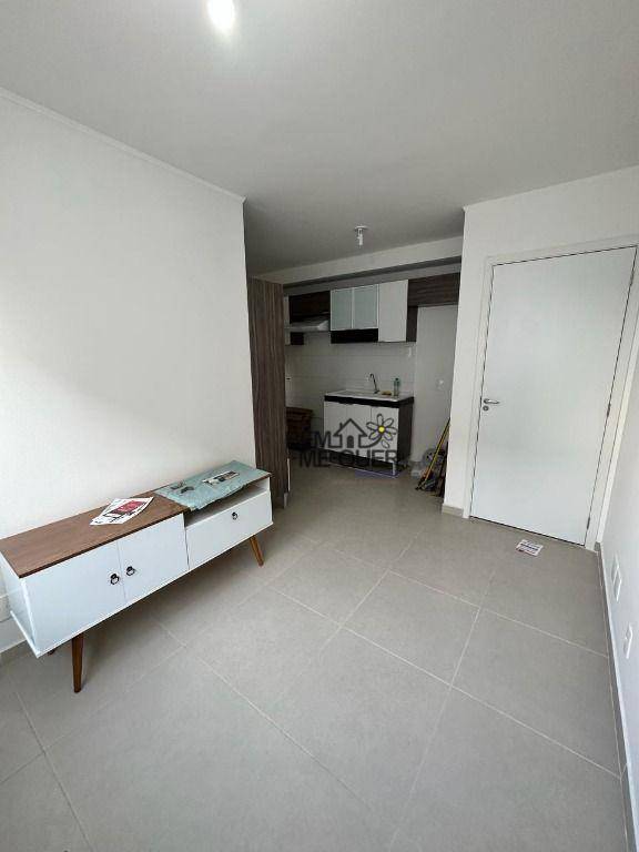 Apartamento à venda com 2 quartos, 36m² - Foto 15