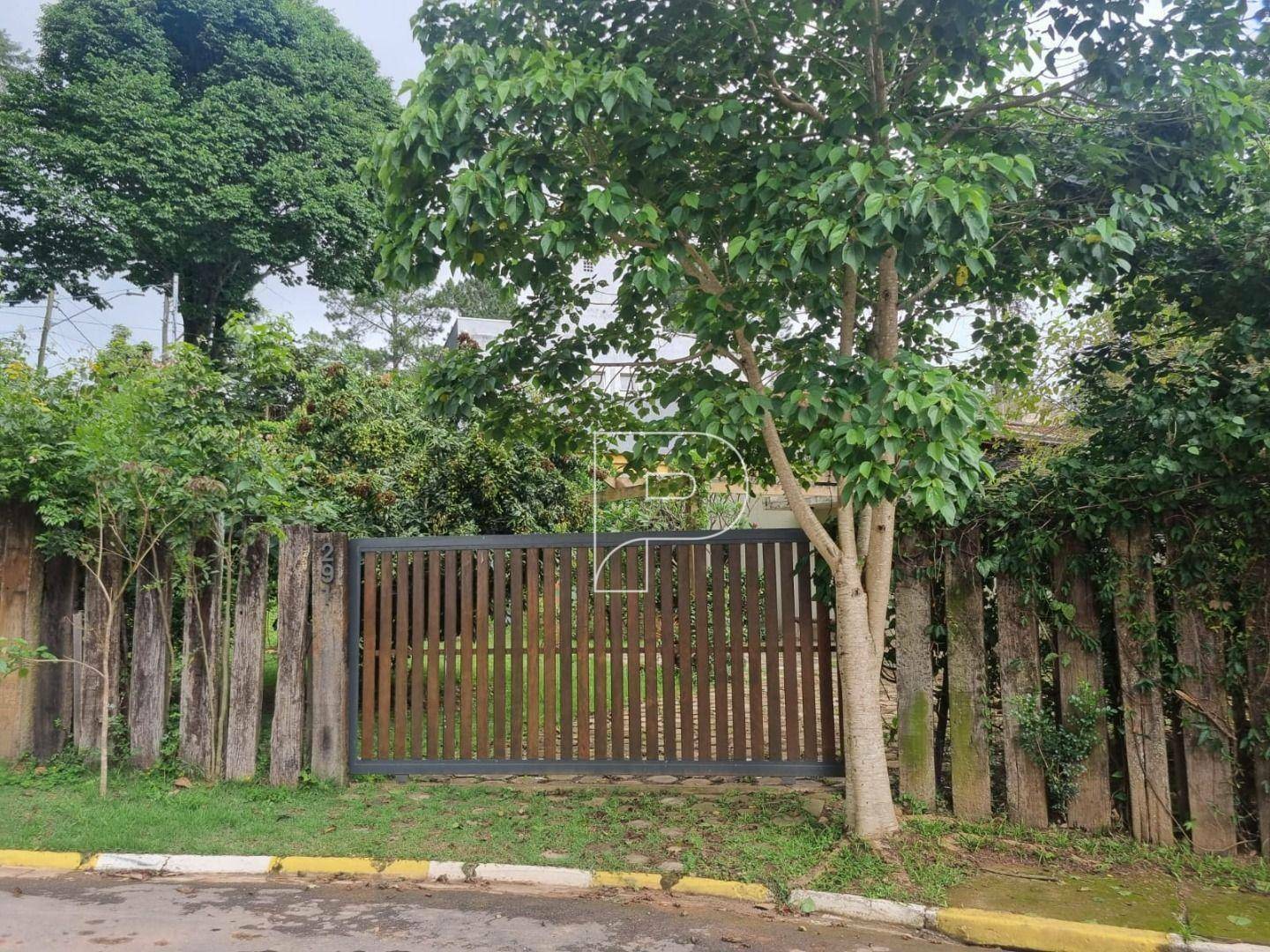 Casa de Condomínio à venda com 3 quartos, 200m² - Foto 2